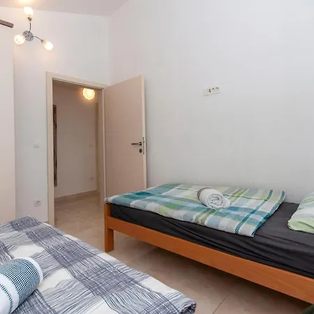 Medici Deluxe Apartman Mimice